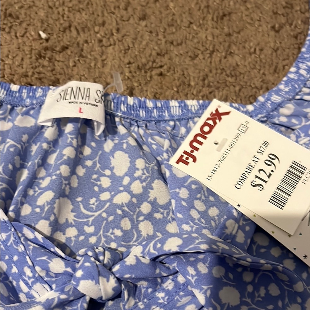 Sienna Sky Casual Country Coastal Light Blue Floral top-Junior large - Picture 2 of 4